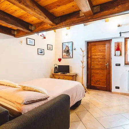 Saint Salod - Pila Feriehus Charvensod